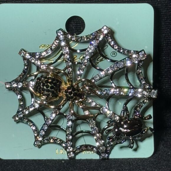 and Lovey’s Sparkling Web with Spider Brooch - Picture 5 of 5